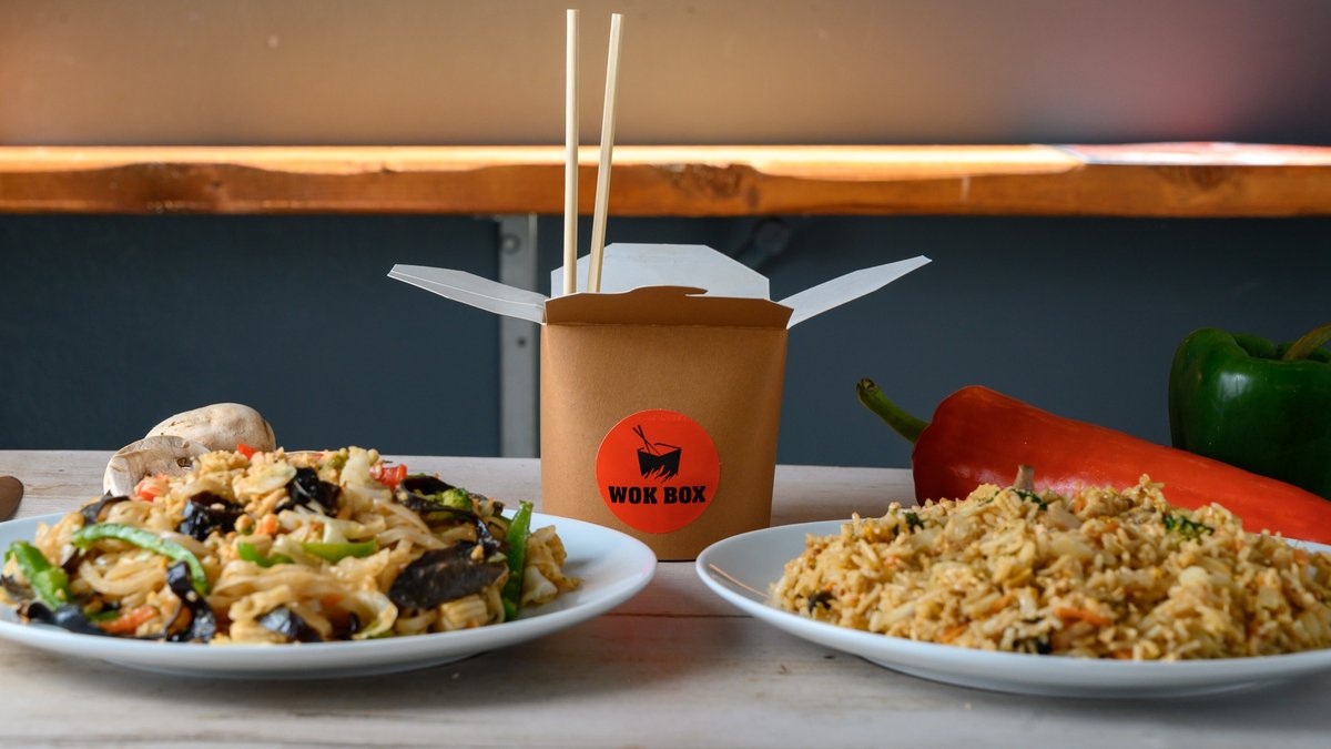 Wok box Noodles as you want them to be! Athens Wolt