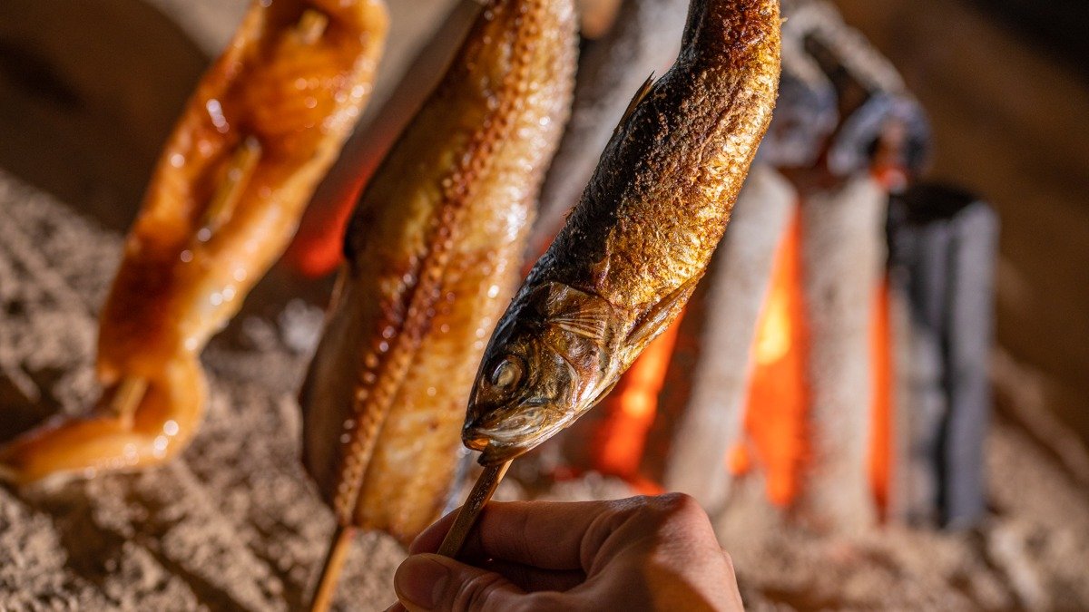 えぇ居酒屋おじいちゃんと呼ばないで 新鮮なお刺身と囲炉裏で焼く焼き魚が名物のお店です そのほか The居酒屋メニューや創作料理など多数ご用意しております 食卓に美味しいと嬉しいをお届けします Sendai Wolt