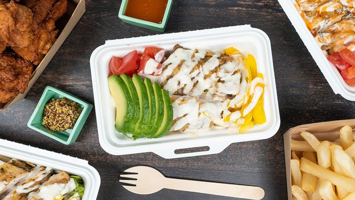 Image of Chicken Over Rice & Salads Tokyo Chicken