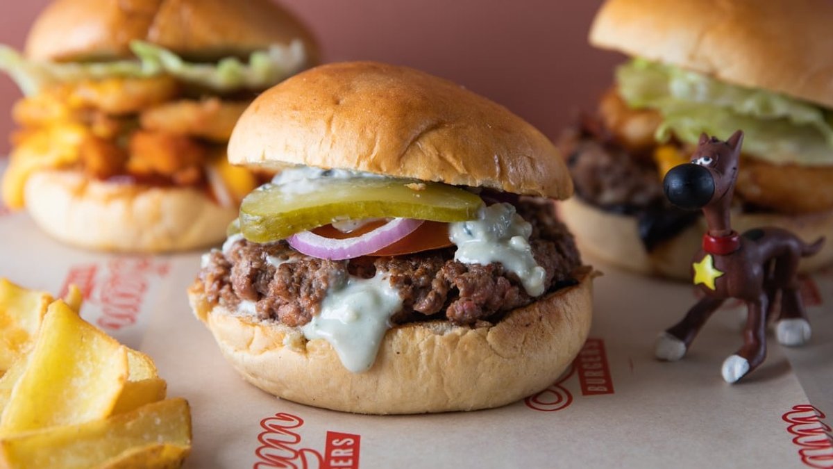 Sam Burgers Απολαυστικά αυθεντικά burgers, μοναδικές πατάτες και