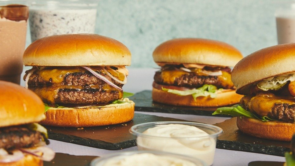 Image of Burger & Fries - Aalborg Streetfood