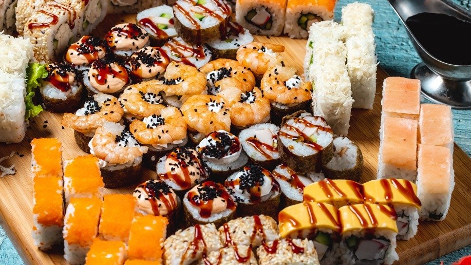 Image of Sushi Akula Ази Асланов